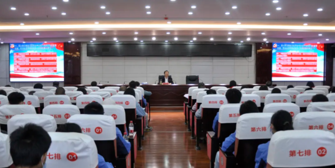 市政府副市長(zhǎng)，市委政法委書記，市公安局黨委書記、局長(zhǎng)王治軍赴我院開展黨史學(xué)習(xí)教育宣講