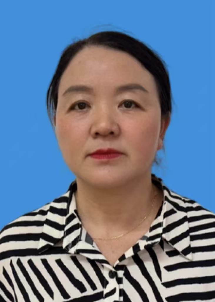 龍學(xué)梅