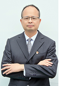 張富建