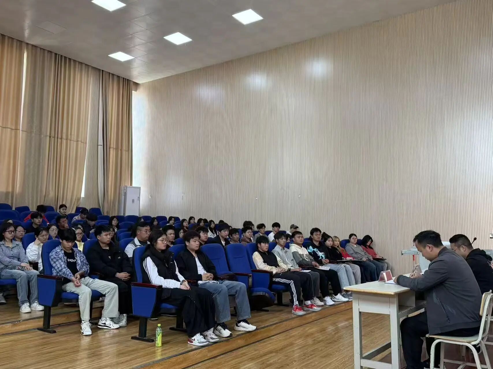 淬煉青春底色 筑牢學(xué)員初心｜信息工程系團(tuán)校培訓(xùn)圓滿落幕