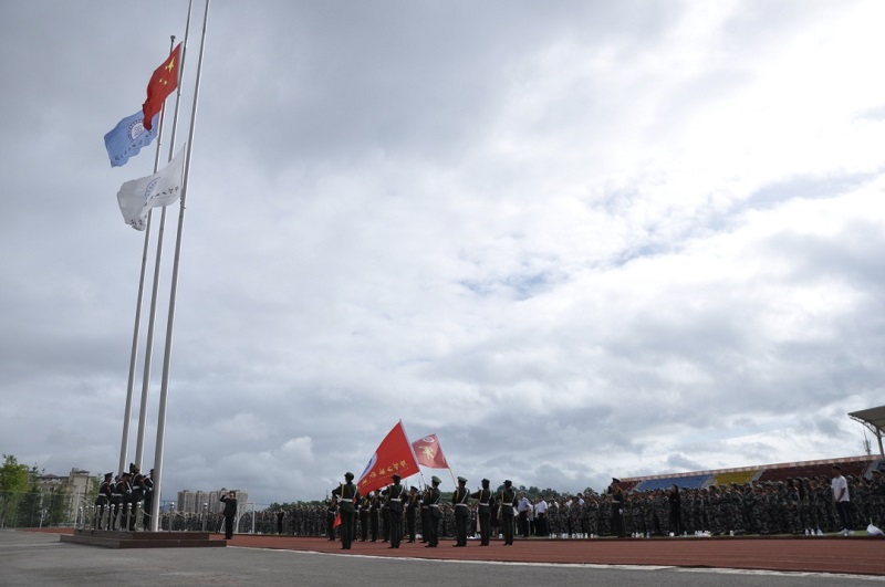 畢節(jié)工業(yè)職業(yè)技術學院新生軍訓開訓儀式