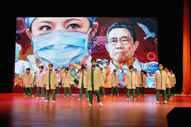 舞時(shí)代榮光 展青春芳華——第二屆校園舞蹈大賽總決賽圓滿(mǎn)落幕！